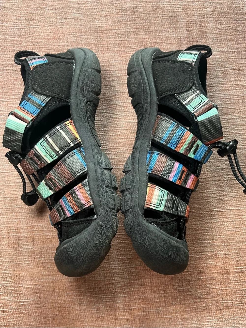 KEEN big kids size 2 closed toe Sandals with Multicolor Stripes water shoes